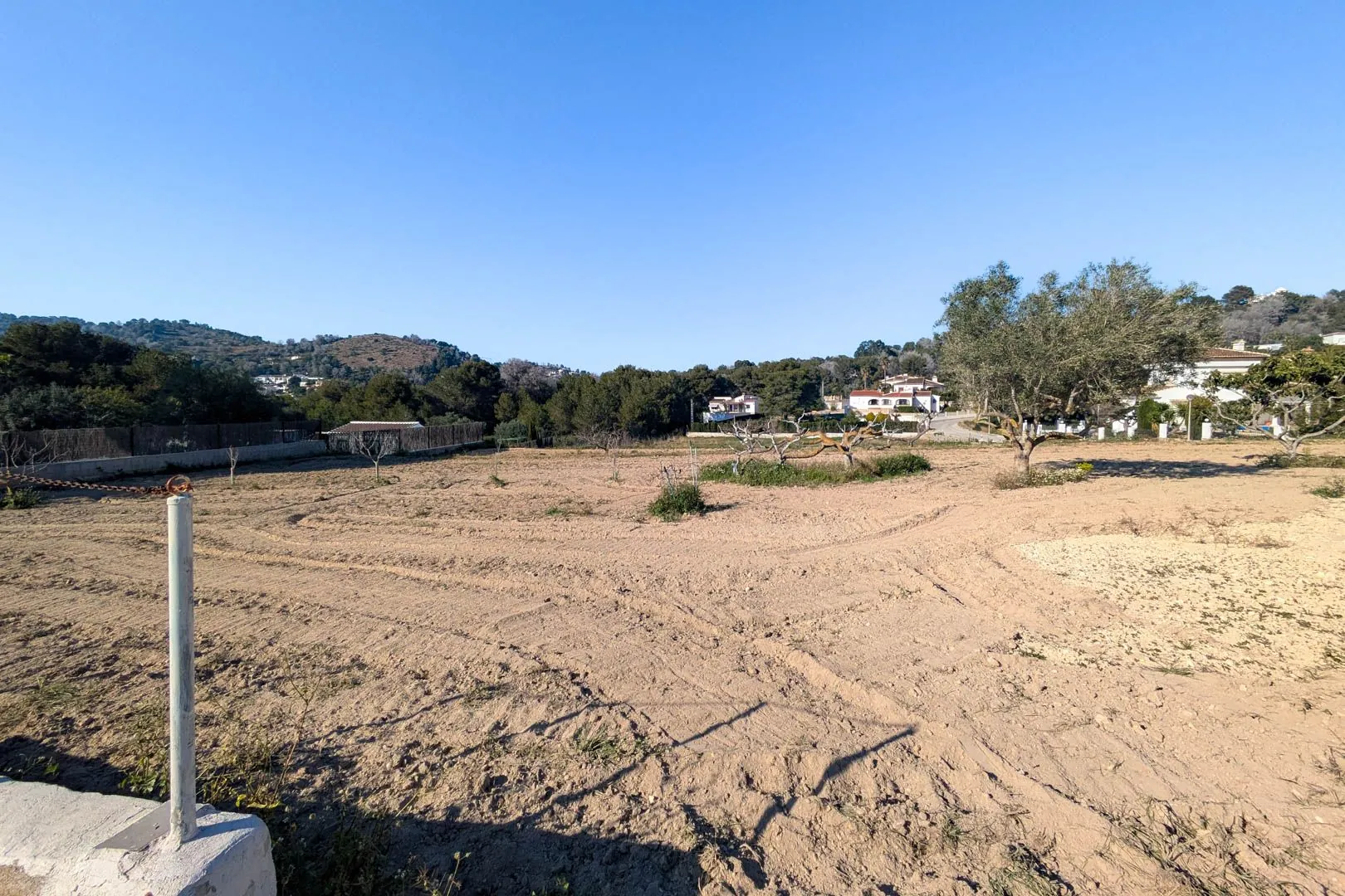 Finca tradicional con múltiples parcelas en venta en pinosol-las laderas, Jávea