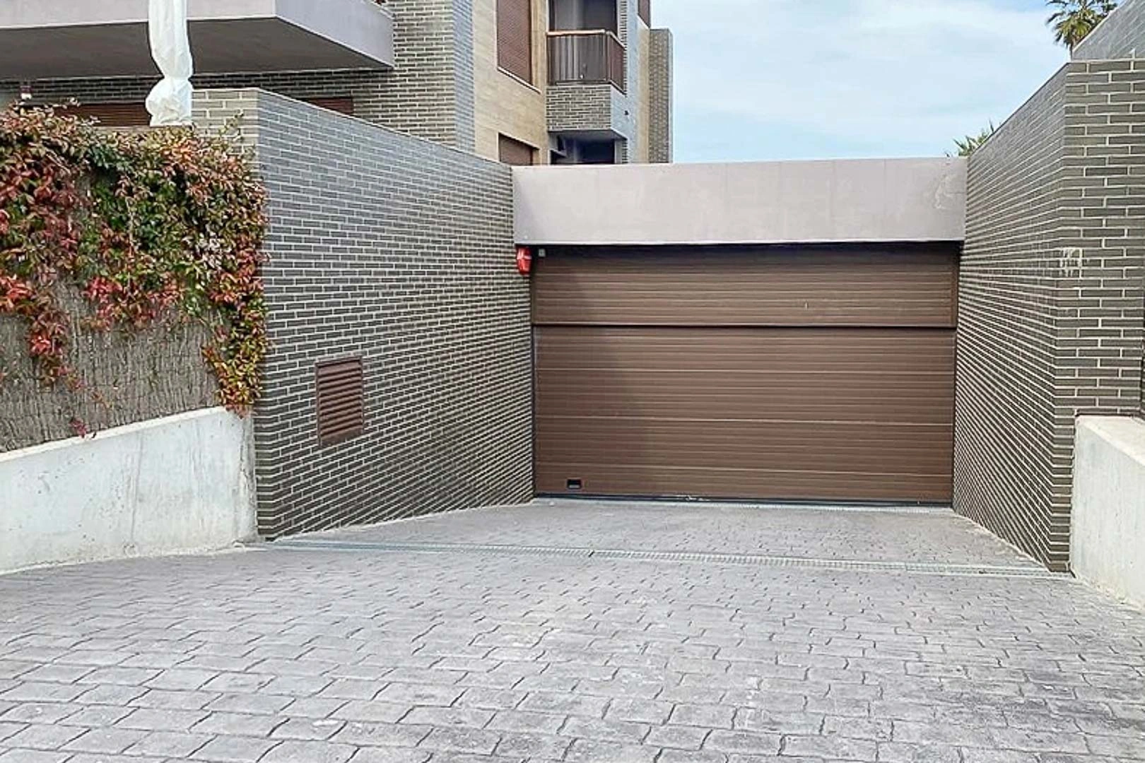 Planta baja en venta cerca de la playa en Denia.