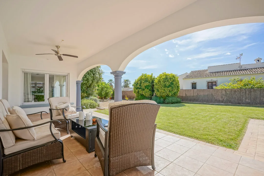 Preciosa villa de una sola planta en venta en el Montgo, Javea