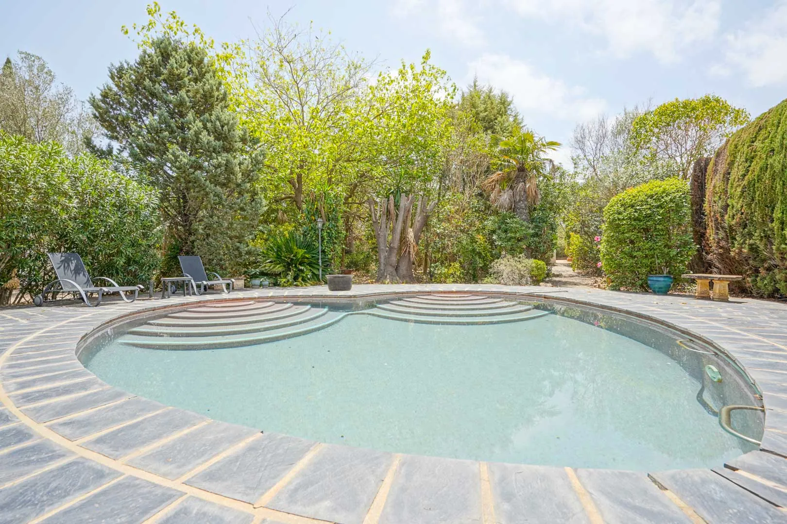 Villa traditionnelle avec maison d’hôtes à vendre à Jávea