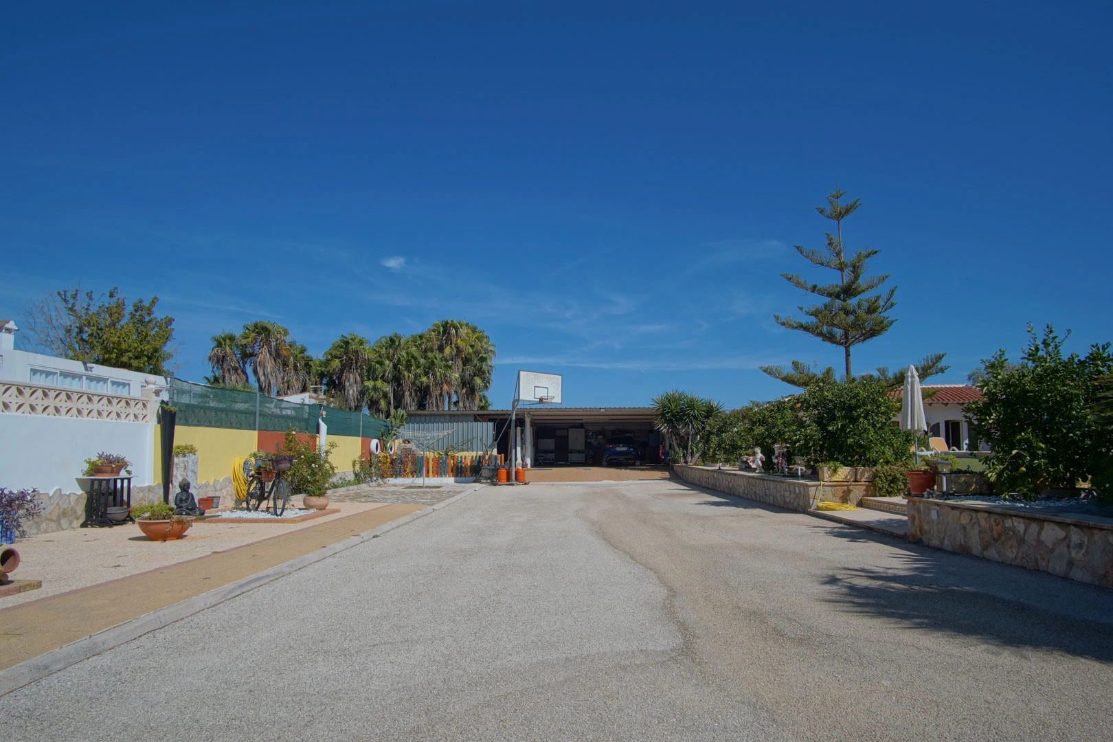 Chalet semiadosado a la venta en La Pedrera, Dénia