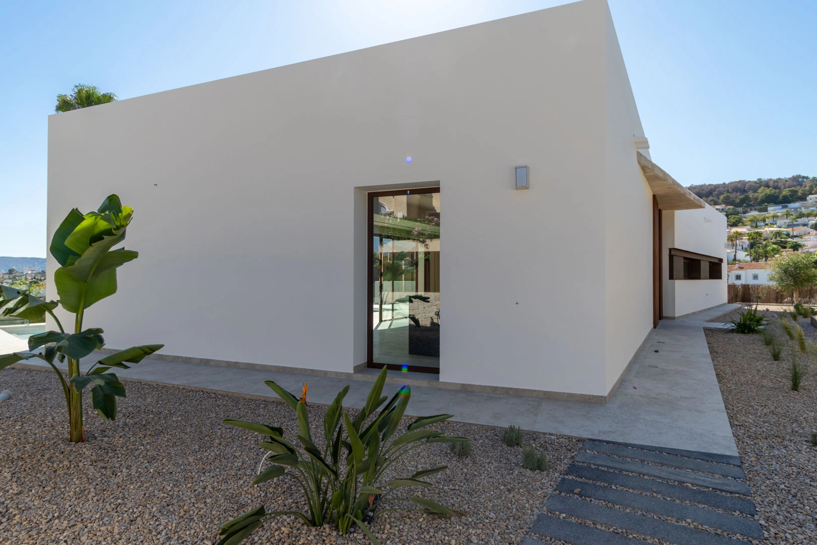 Exclusiva villa moderna cerca de la playa de La Fustera