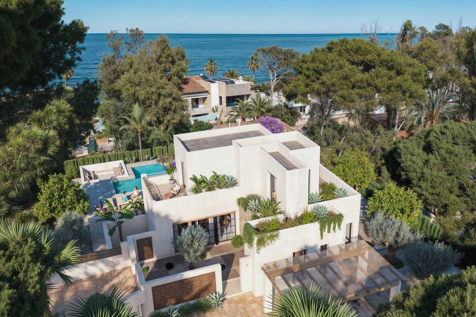AR55211 - Villa de estilo ibicenco con piscina y ubicación privilegiada junto a la playa.