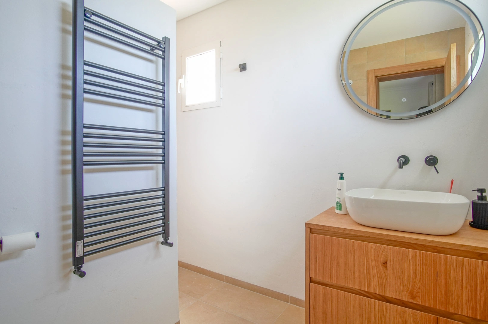 Villa con 3 casas de invitados en venta en Benissa