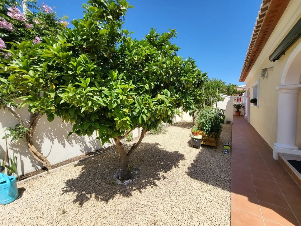 Exclusive traditional villa for sale in Moraira. A Haven of Tranquility Just Minutes From Downtown and the Beach