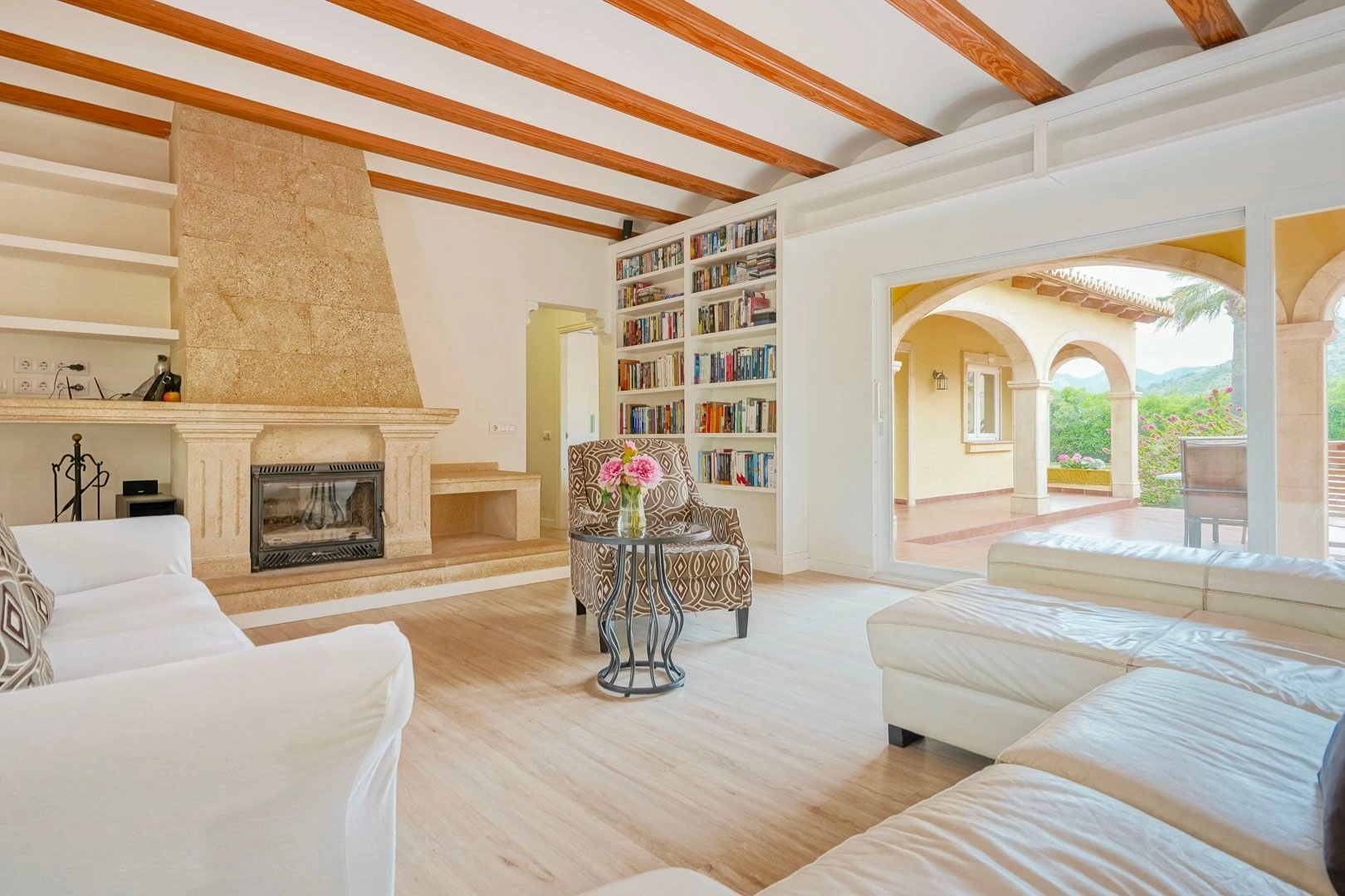 villa en gran parcela en venta en Gata de Gorgos