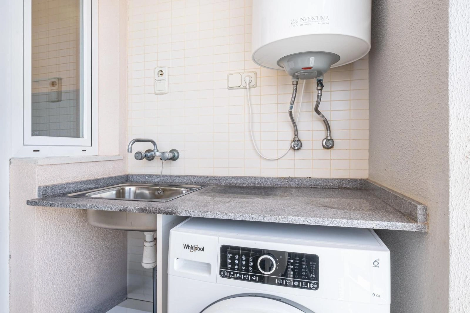2-bedroom apartment for sale in Javea in urbanization with pool and garden