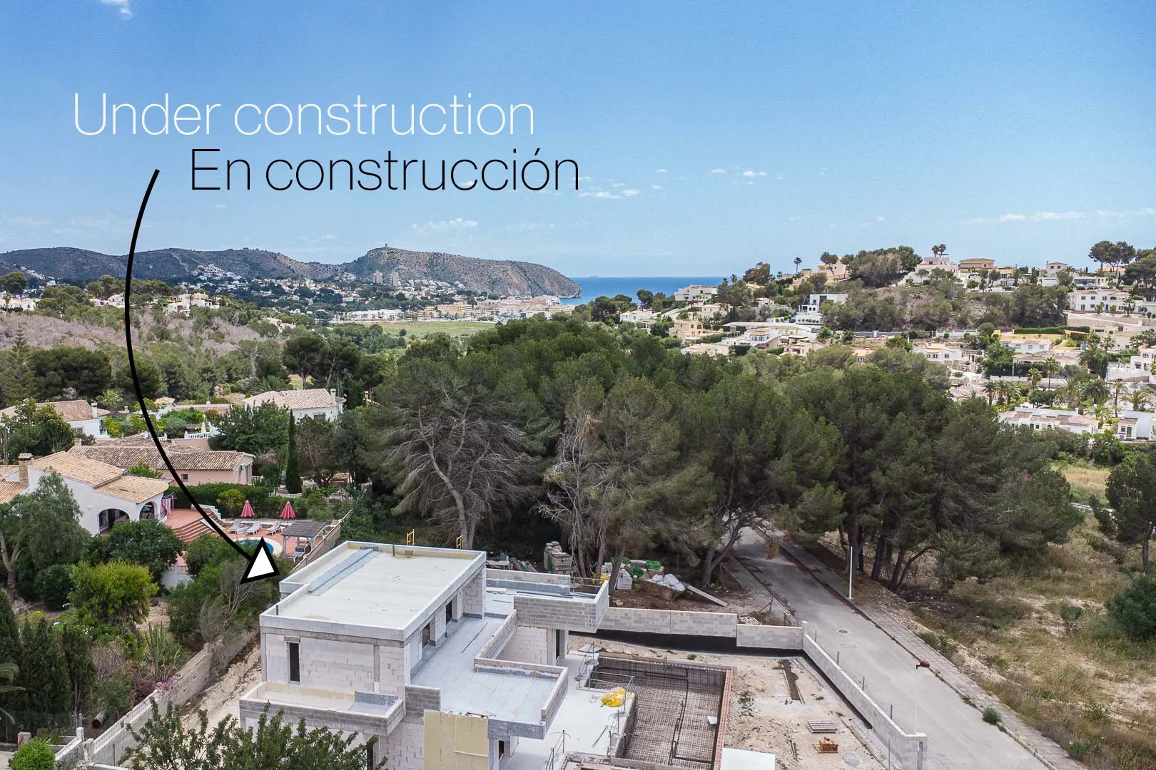 Villa de Nueva Construcción en Moraira: Diseño Moderno, Confort y Exclusividad