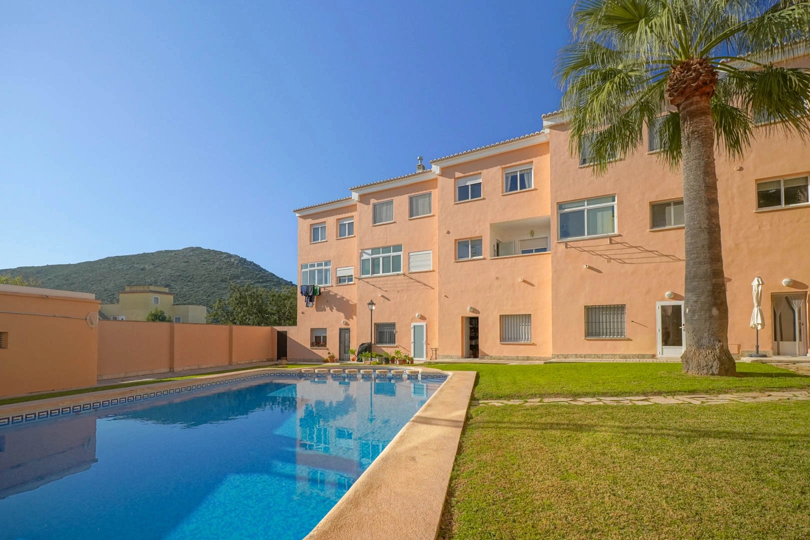 Chalet adosado en venta en La Xara