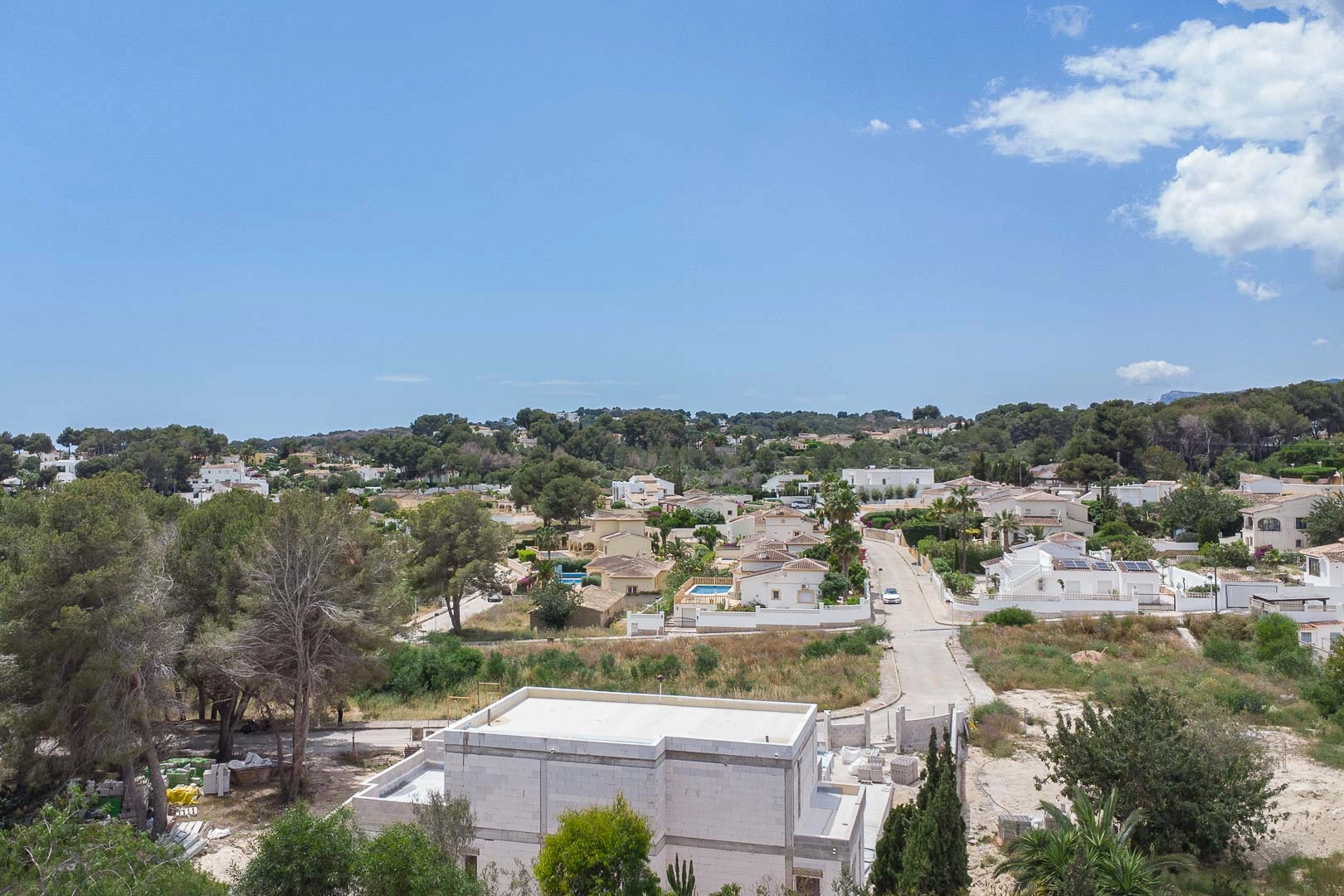 Villa de Nueva Construcción en Moraira: Diseño Moderno, Confort y Exclusividad