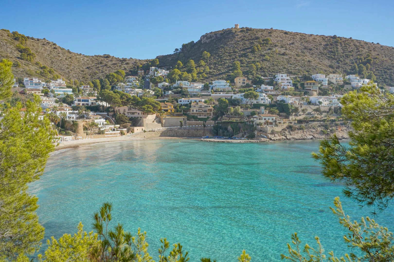 Villa de Nueva Construcción en Moraira: Diseño Moderno, Confort y Exclusividad