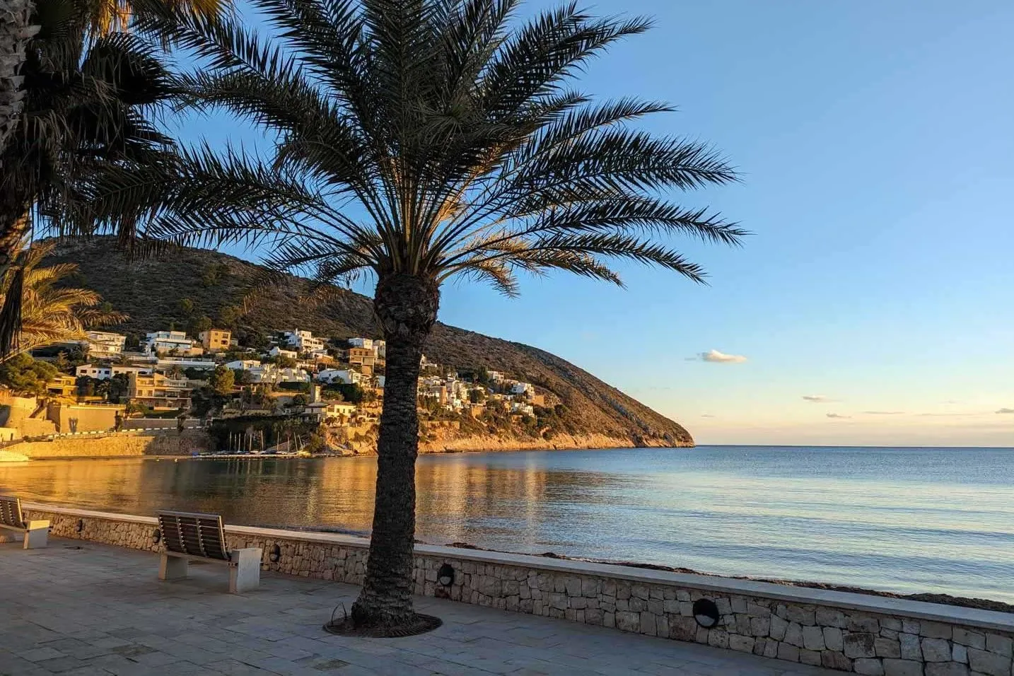 Villa de Nueva Construcción en Moraira: Diseño Moderno, Confort y Exclusividad