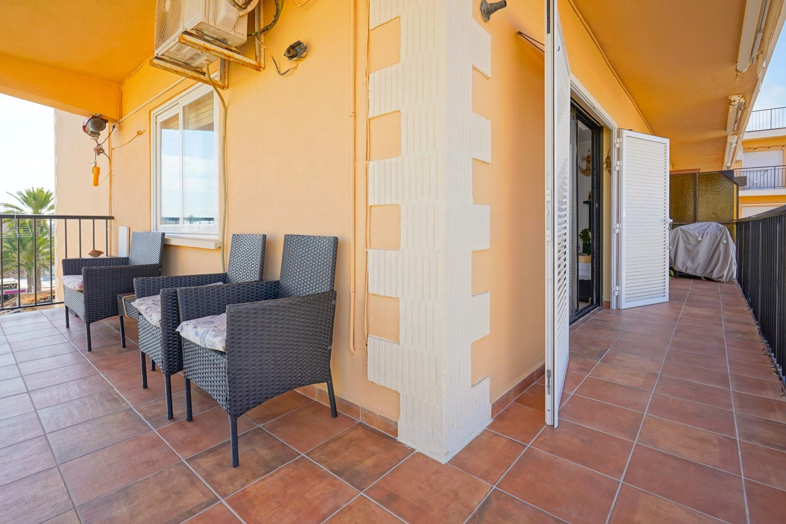 Piso en venta en Denia con acceso directo a la playa