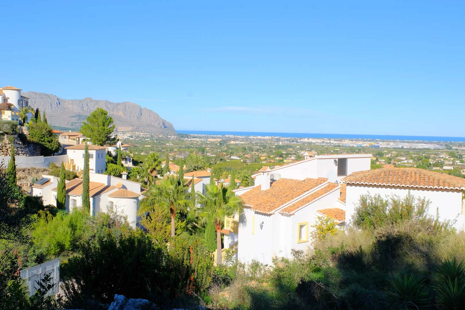 Villa de nueva construcción con vistas panorámicas en venta en Monte Solana, pedreguer