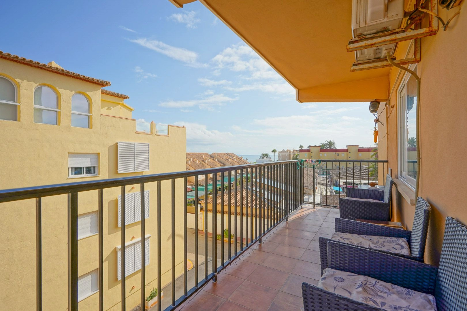 Piso en venta en Denia con acceso directo a la playa