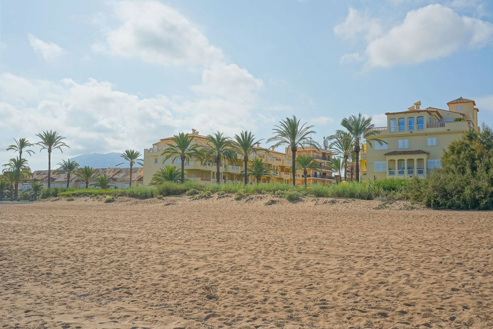 Piso en venta en Denia con acceso directo a la playa