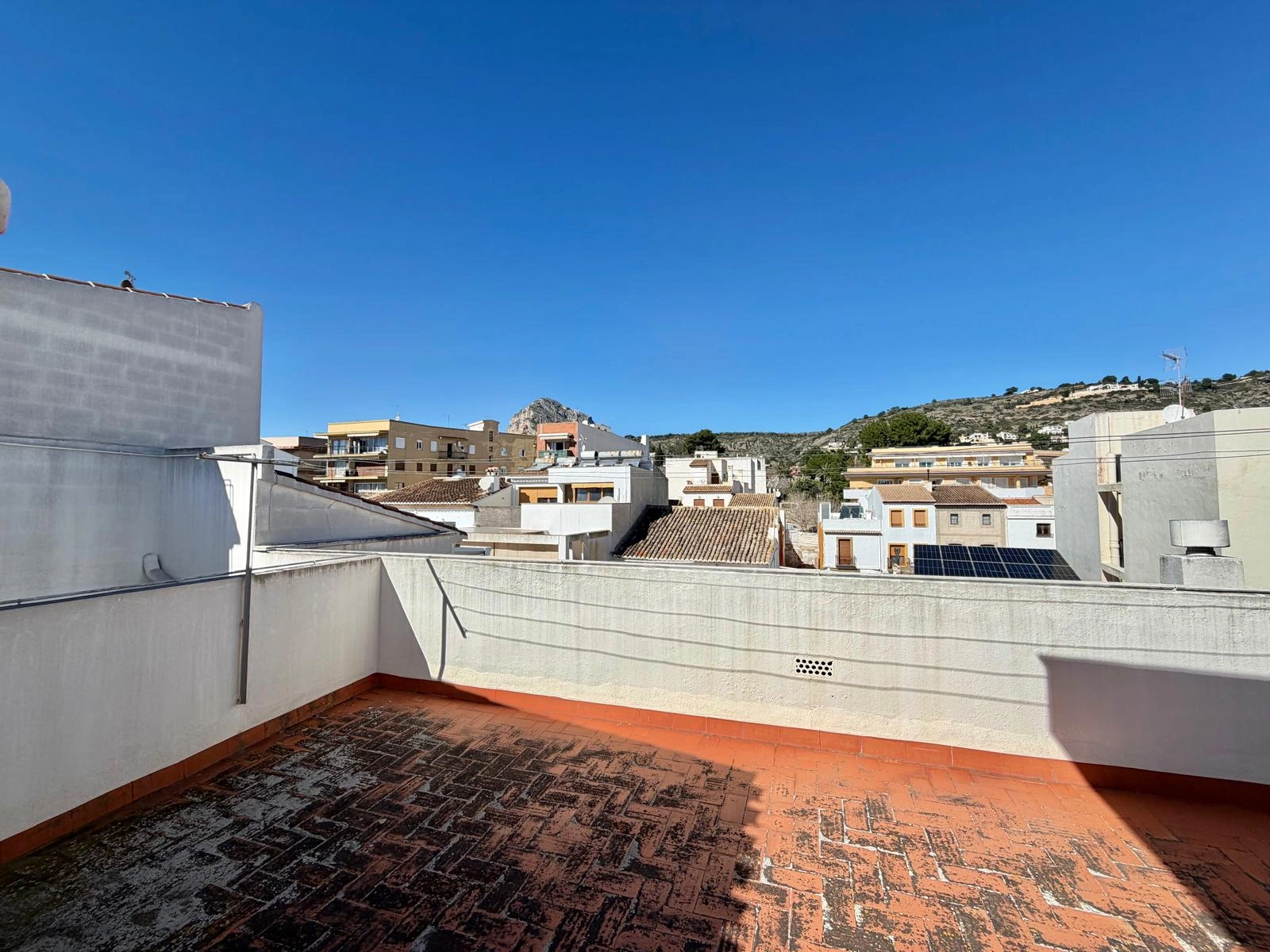 Amplio piso de 3 dormitorios en venta en Javea a pasos del casco antiguo