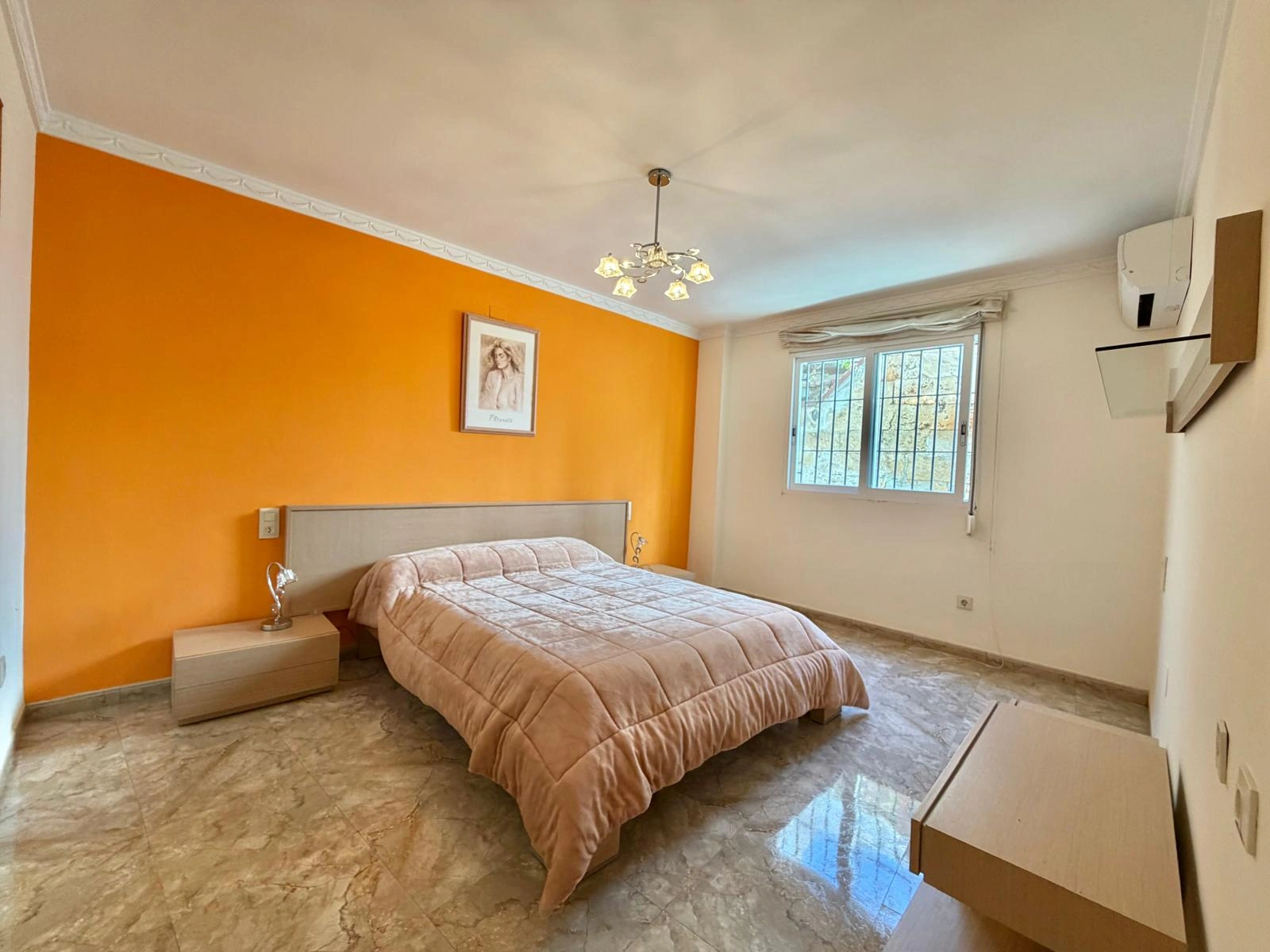 Amplio piso de 3 dormitorios en venta en Javea a pasos del casco antiguo