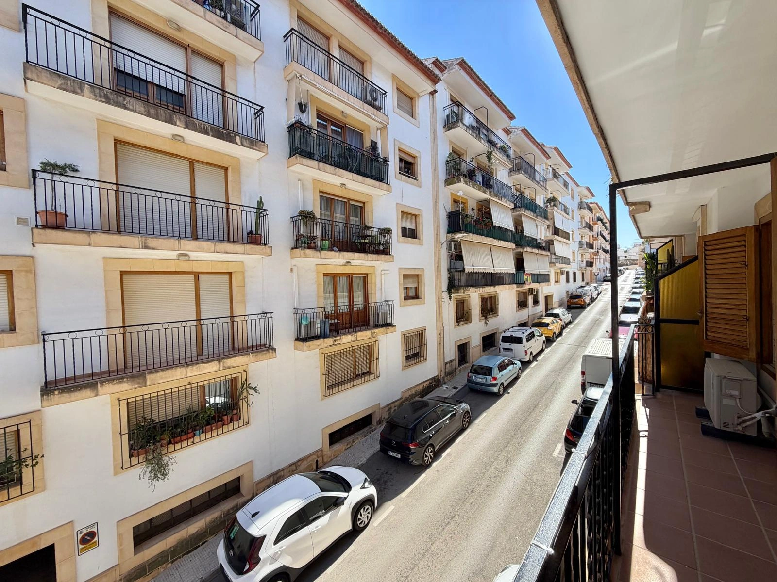 Amplio piso de 3 dormitorios en venta en Javea a pasos del casco antiguo - 3