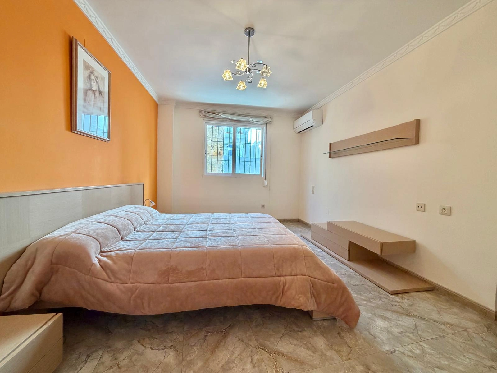 Amplio piso de 3 dormitorios en venta en Javea a pasos del casco antiguo