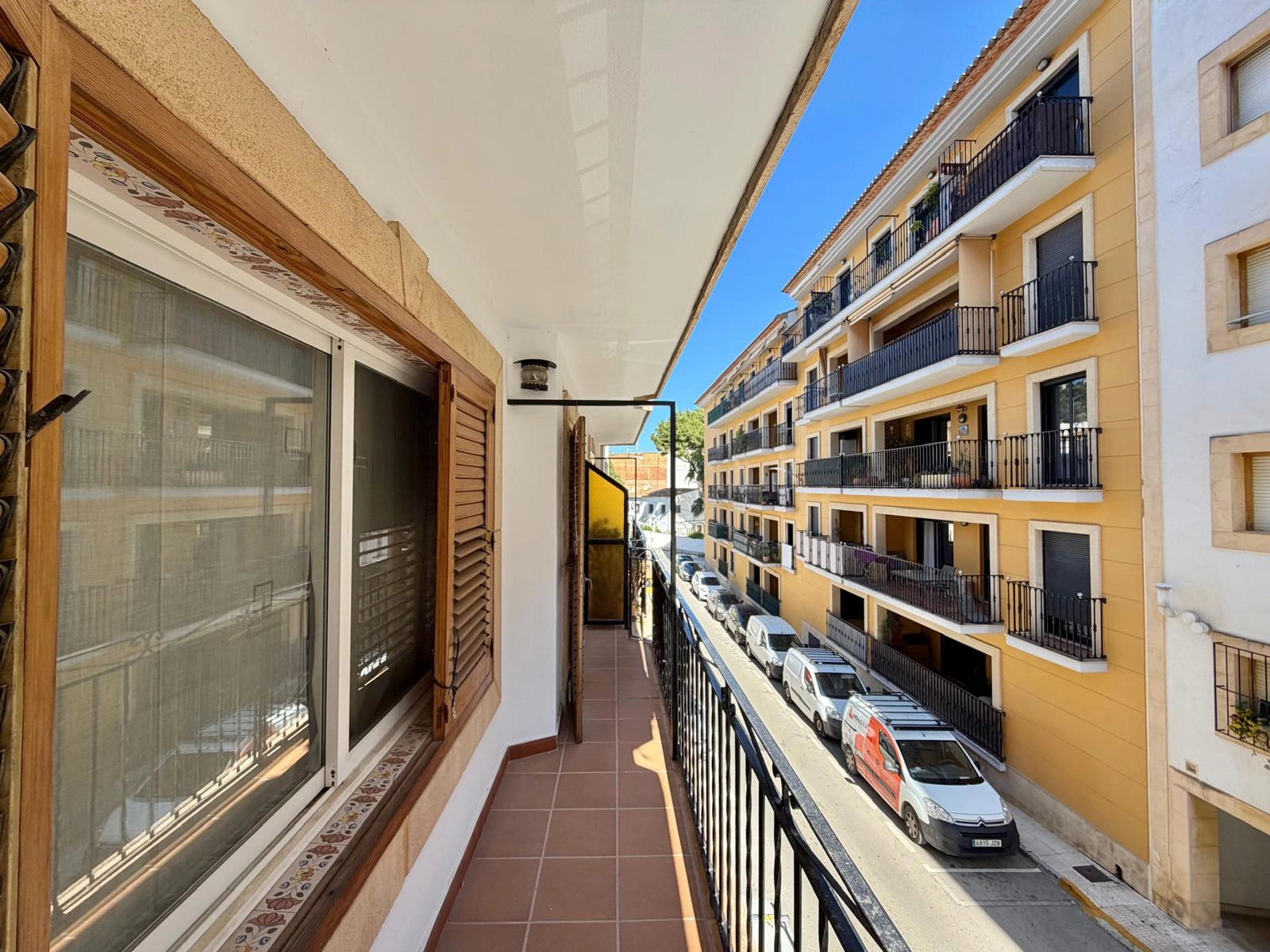 Amplio piso de 3 dormitorios en venta en Javea a pasos del casco antiguo