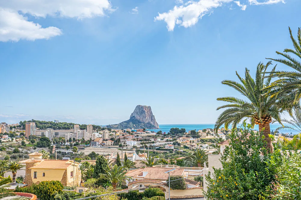 Villa reformada con vistas al mar a la venta en Calpe. - 4