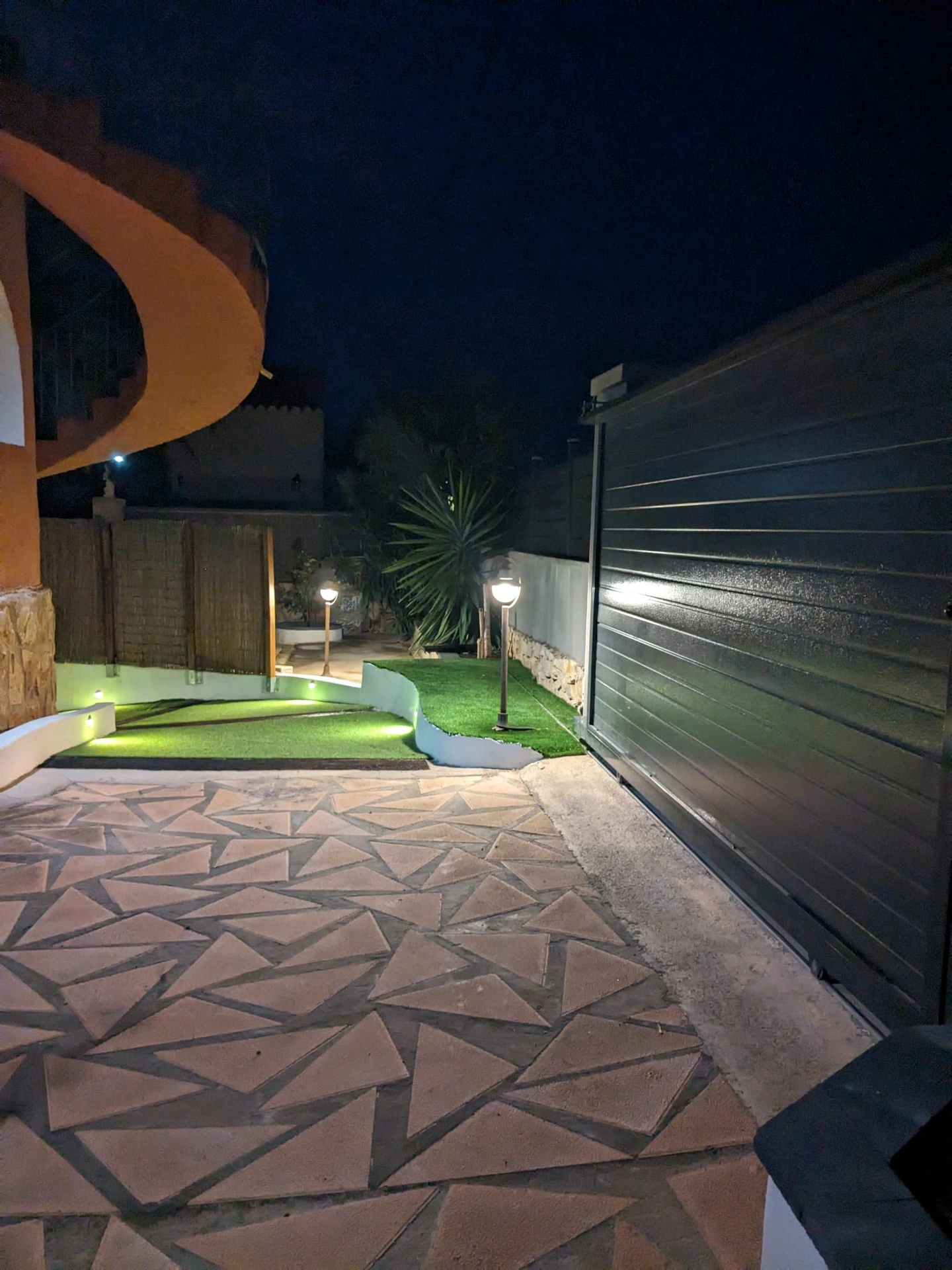 Verbeterde villa met uitzicht op zee te koop in Calpe.