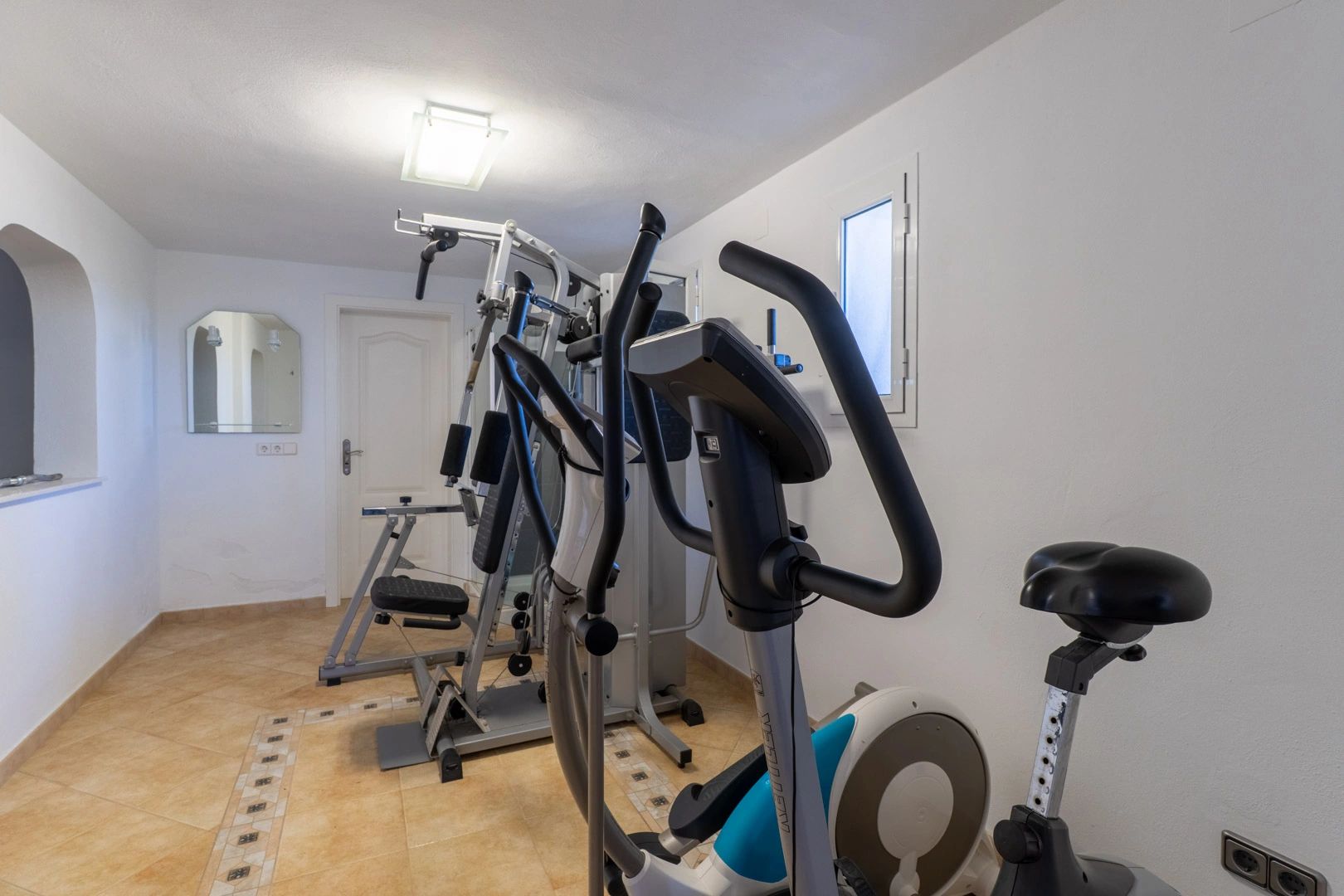 Villa with a pool and sea views for sale in Moraira.