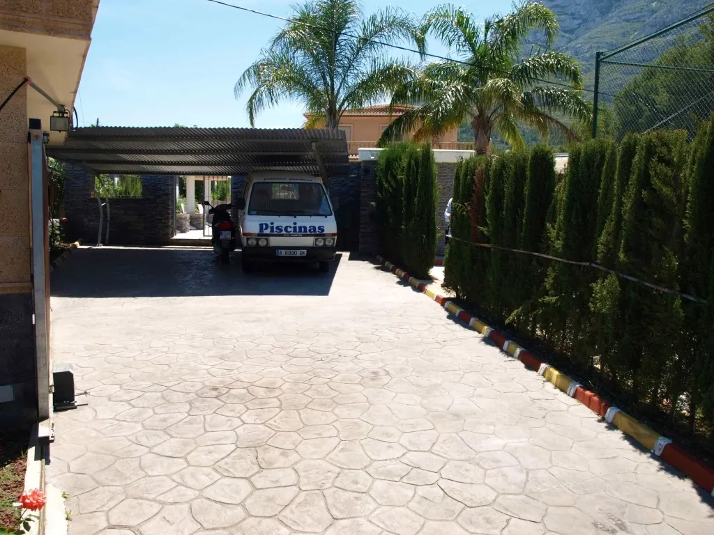 Lujosa villa en venta en Denia