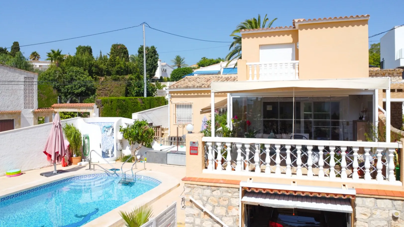 Traditionelle Villa mit Meerblick in Strandnähe in Calpe zu verkaufen