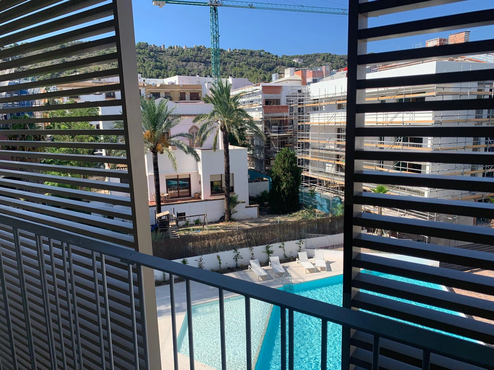 Moderno piso de 3 dormitorios en venta en Javea