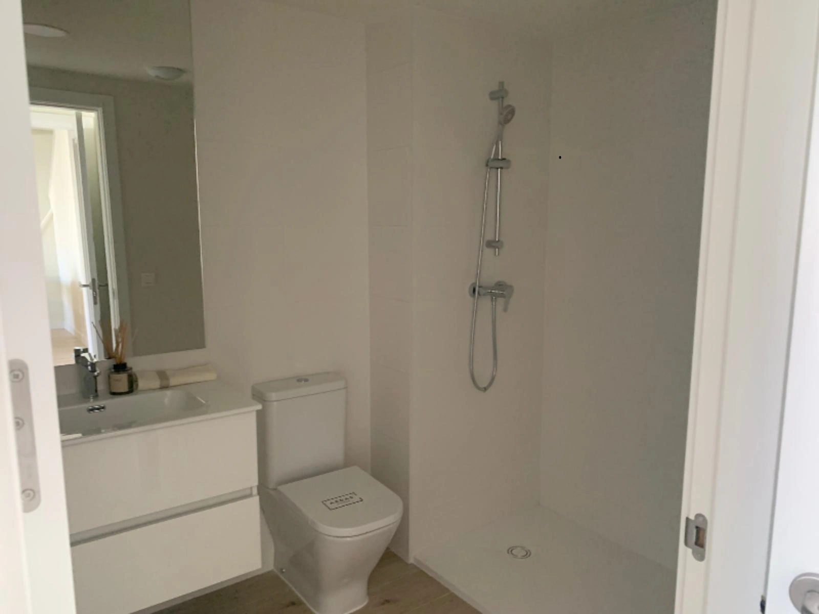 Moderno piso de 3 dormitorios en venta en Javea