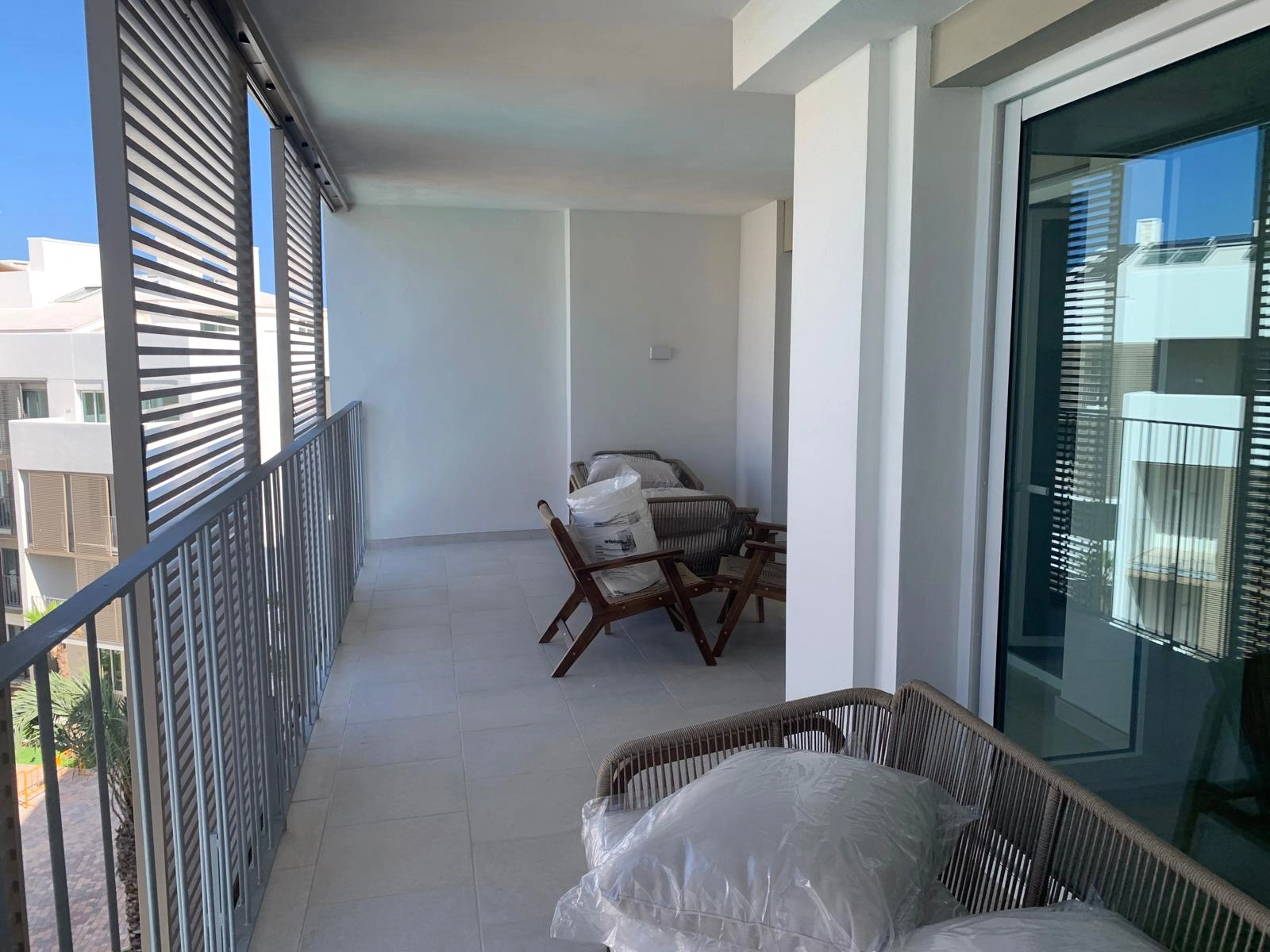 Moderno piso de 3 dormitorios en venta en Javea