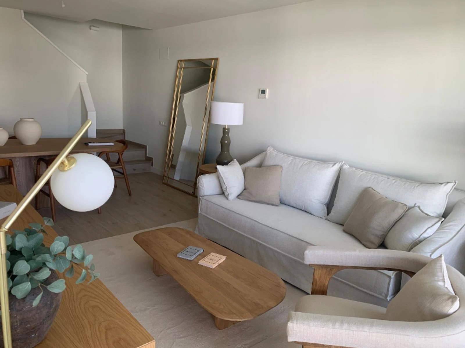 Moderno piso de 3 dormitorios en venta en Javea