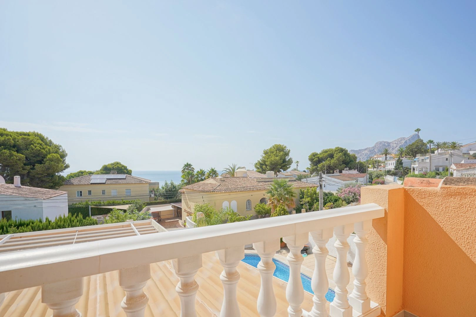 Traditionelle Villa mit Meerblick in Strandnähe in Calpe zu verkaufen
