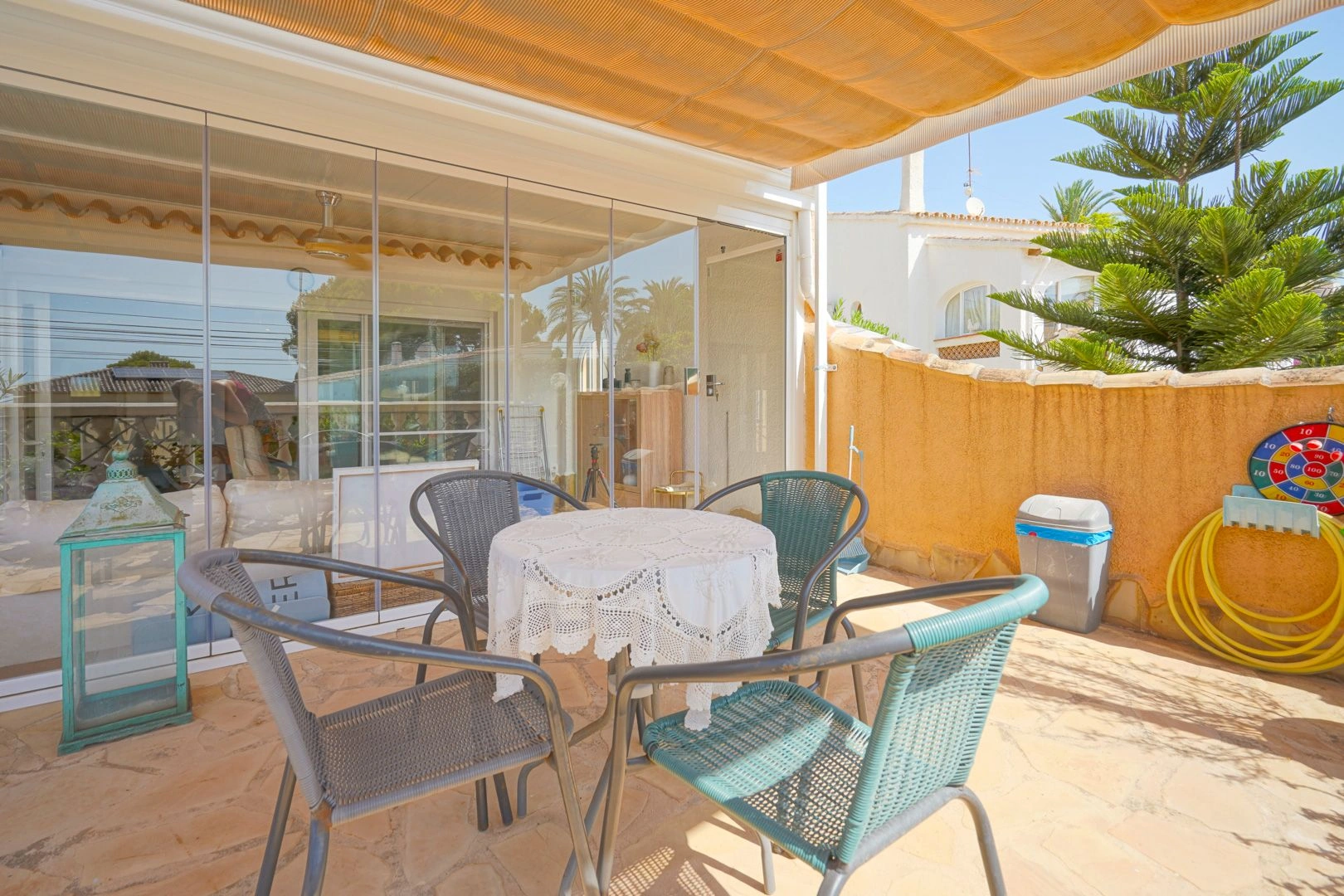 Traditionelle Villa mit Meerblick in Strandnähe in Calpe zu verkaufen