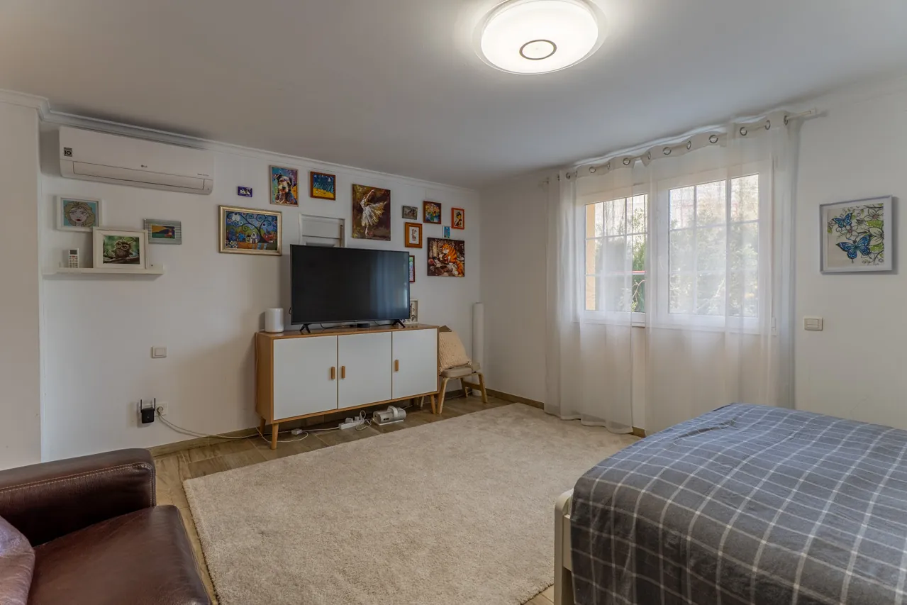 Villa con vistas al mar y cerca de la playa en venta en denia - 5