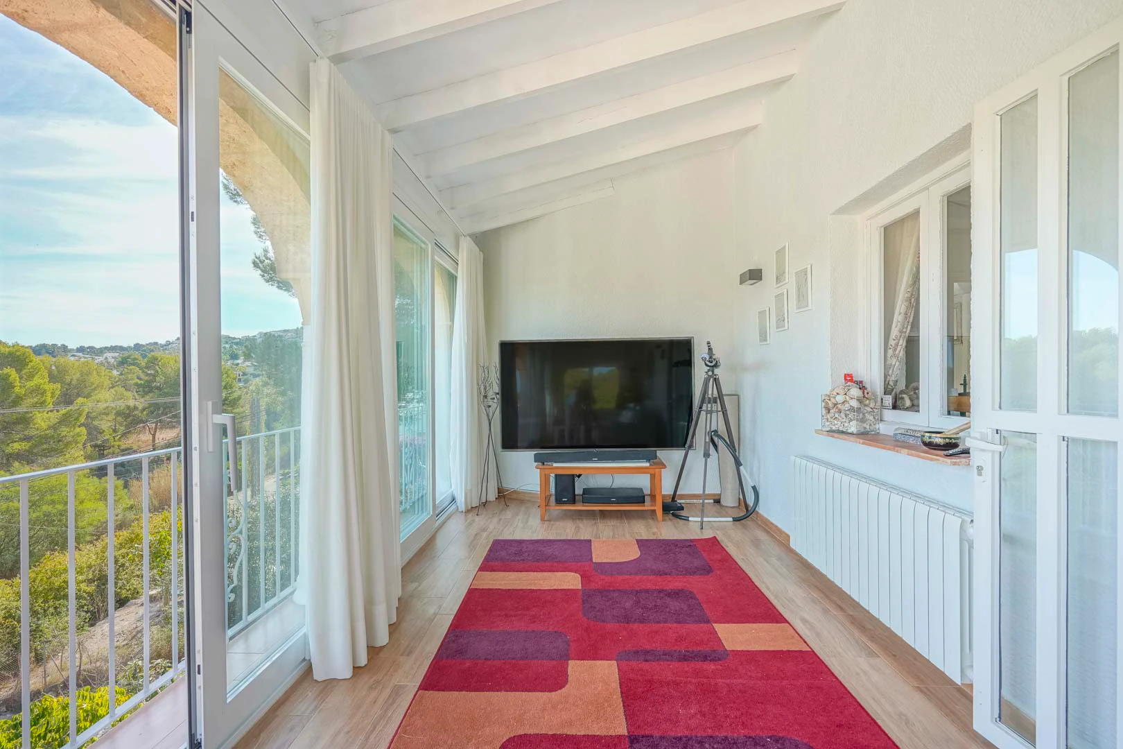 Villa tradicional de 5 dormitorios en venta en Jávea.