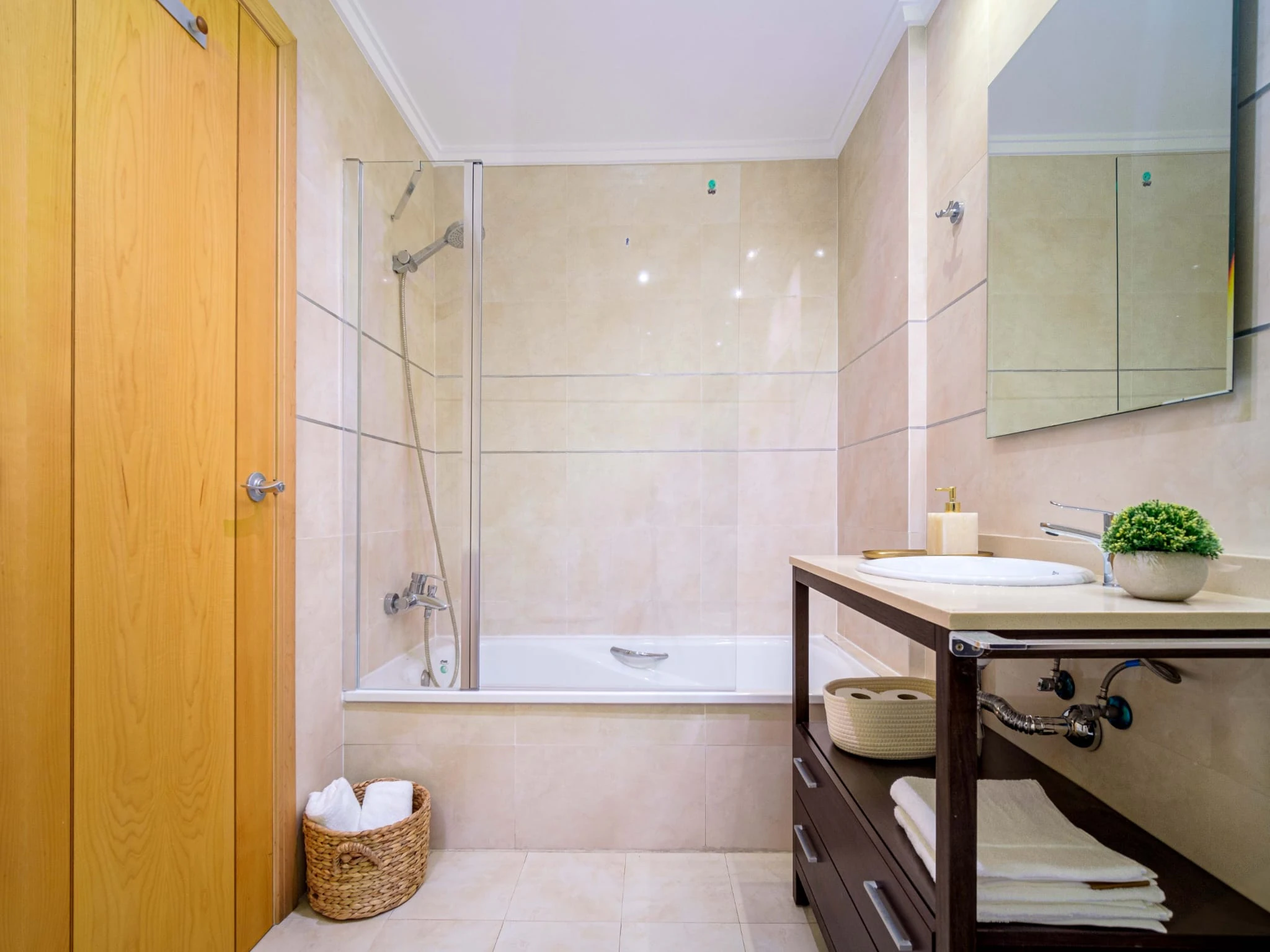 Appartement lumineux de 2 chambres avec vues dégagées à vendre à Javea.