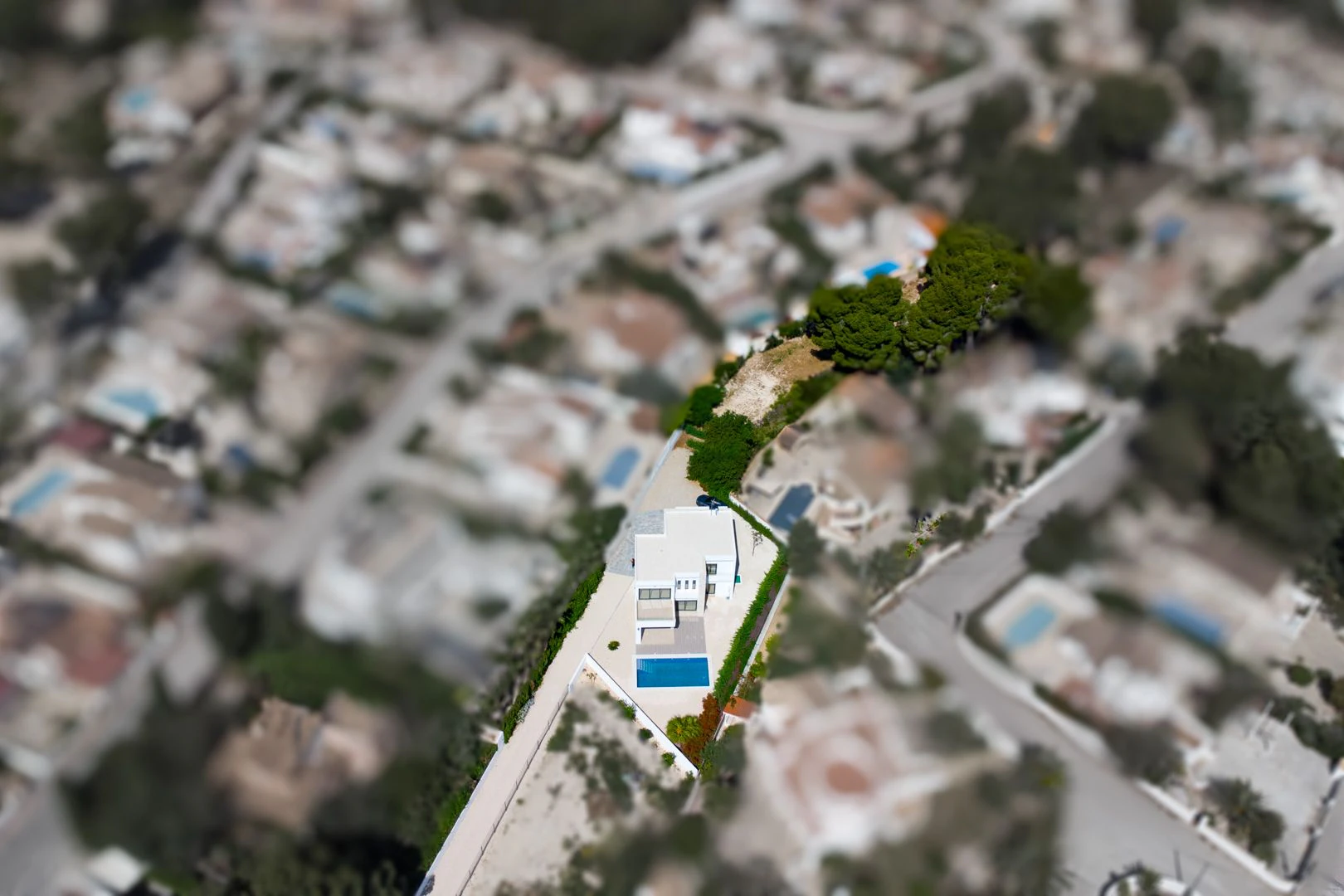 Villa moderne avec vue sur la mer et grand terrain à Benissa.