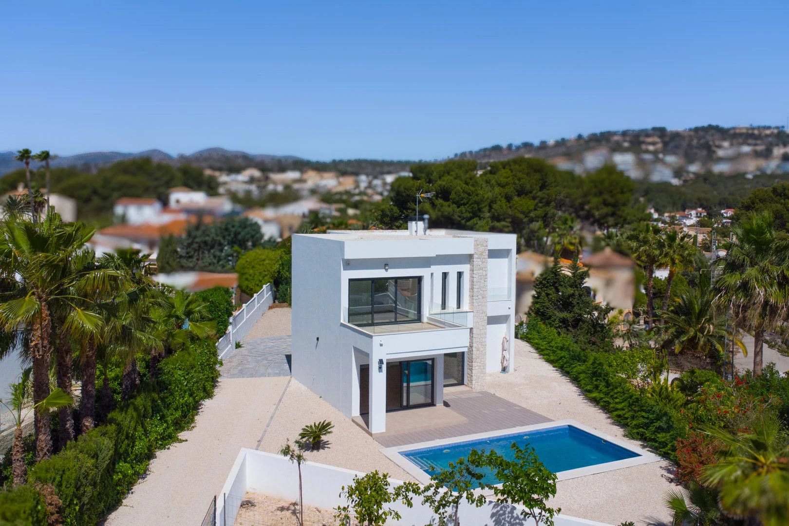Villa moderne avec vue sur la mer et grand terrain à Benissa.