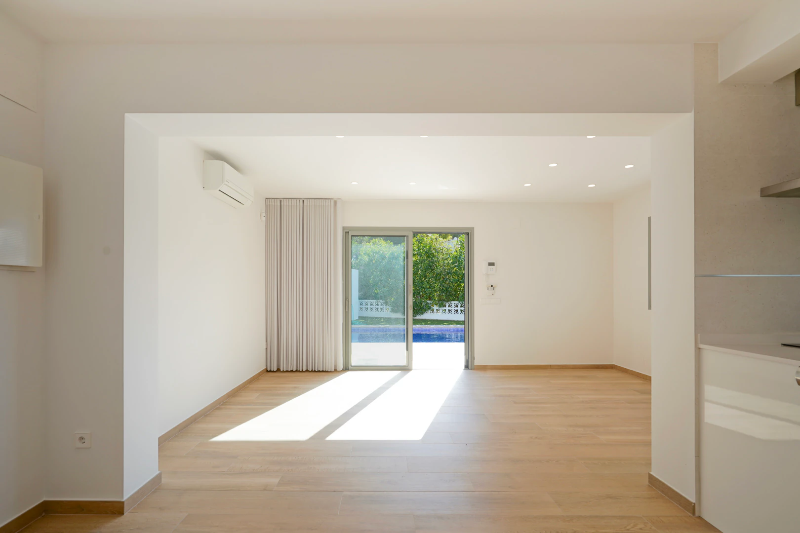 Villa in vendita con 3 camere da letto e piscina a Benissa, Alicante.