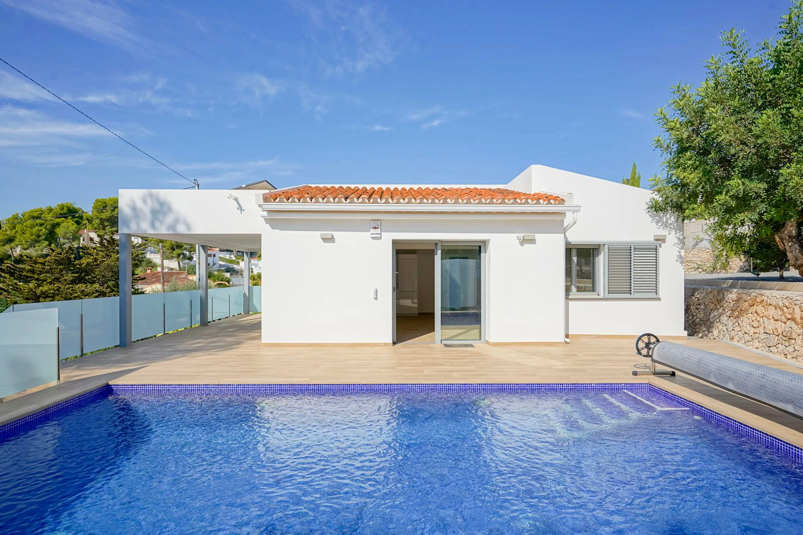 Villa in vendita con 3 camere da letto e piscina a Benissa, Alicante.