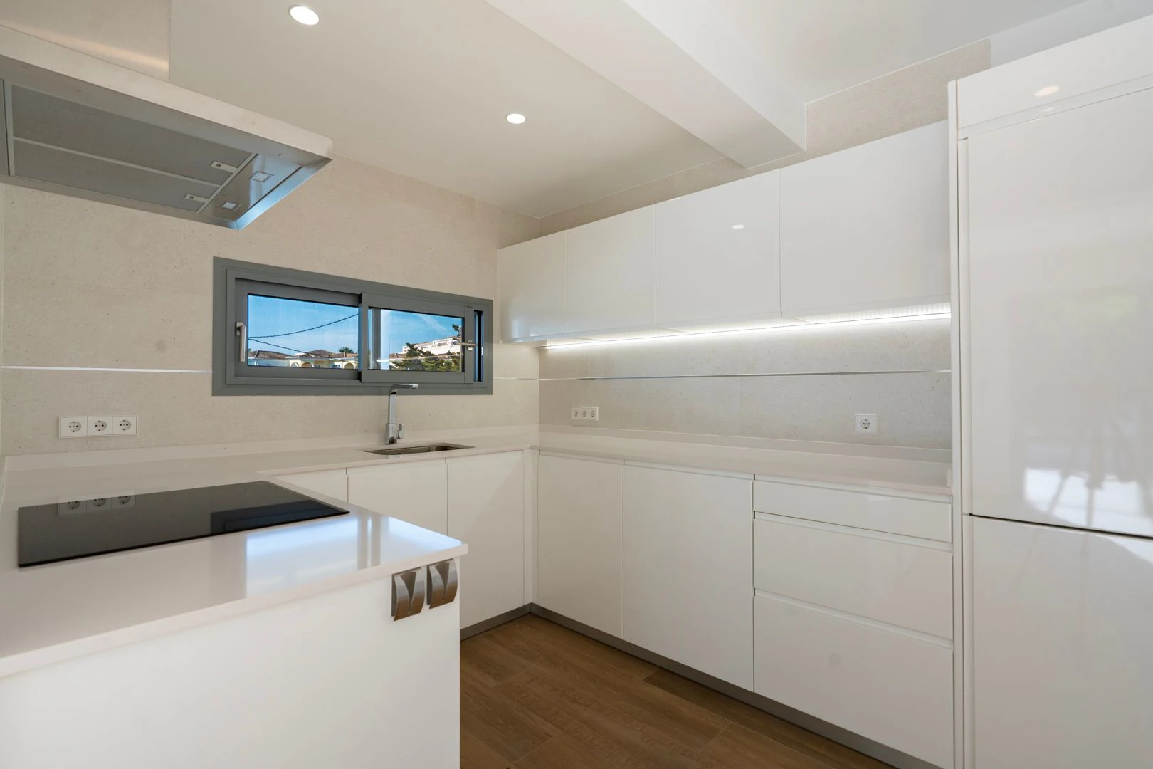 Villa in vendita con 3 camere da letto e piscina a Benissa, Alicante.