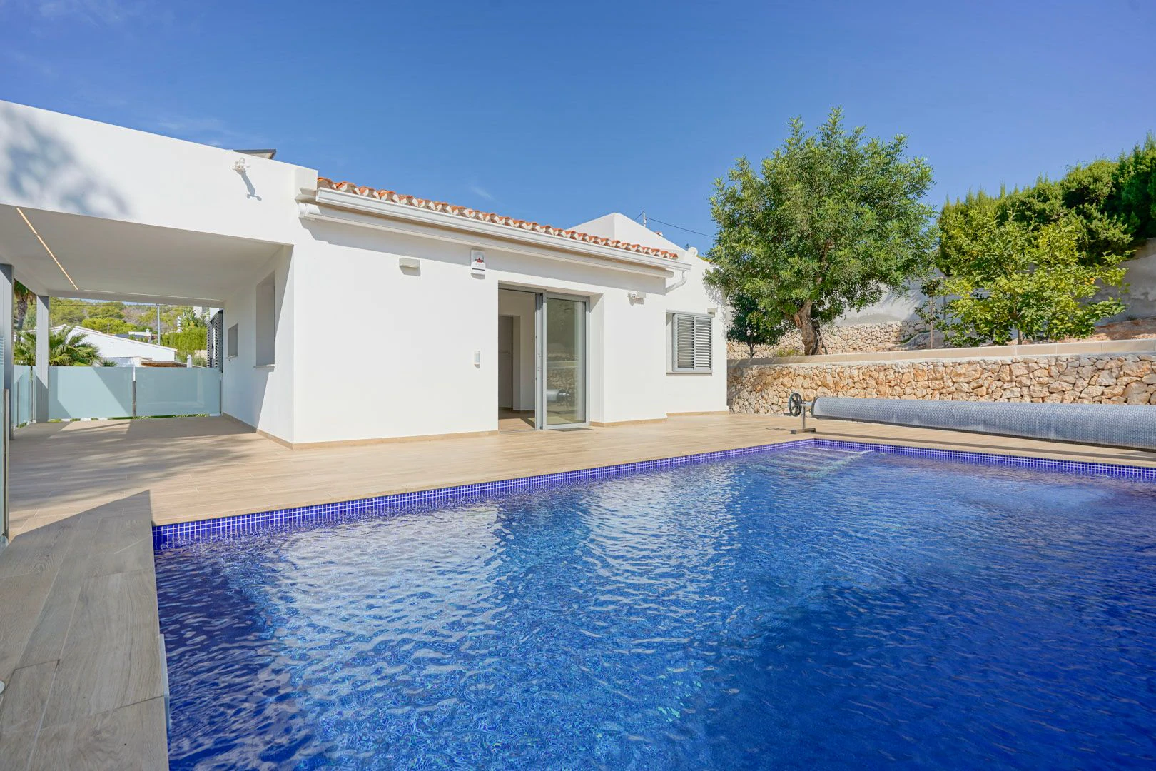 Villa in vendita con 3 camere da letto e piscina a Benissa, Alicante.
