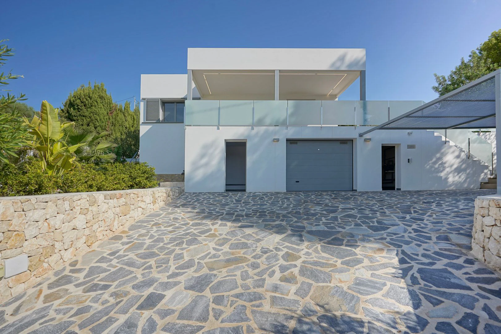 Villa in vendita con 3 camere da letto e piscina a Benissa, Alicante.