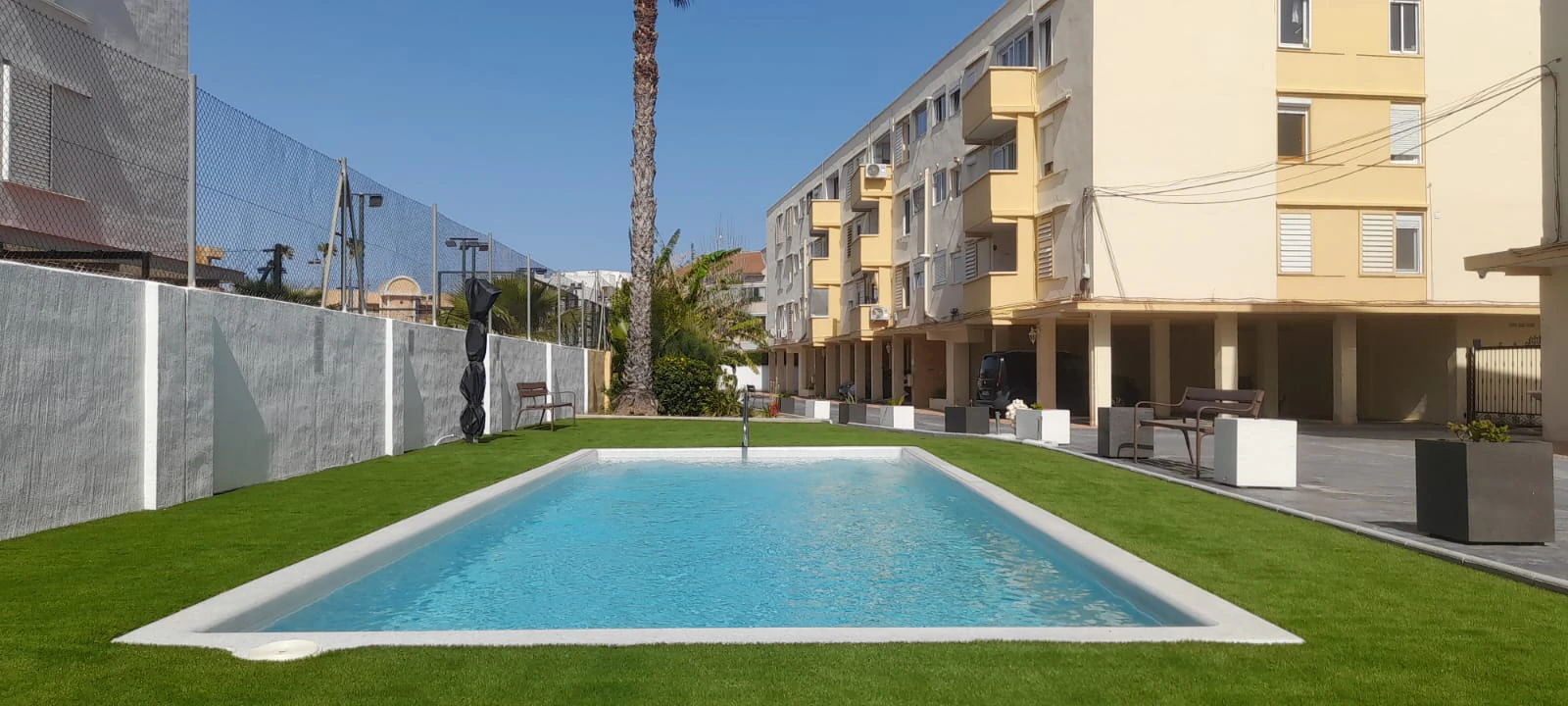 AR690947 - Appartamento con terrazza e piscina comunitaria in vendita a pochi passi dalla spiaggia dell'Arenal di Javea.
