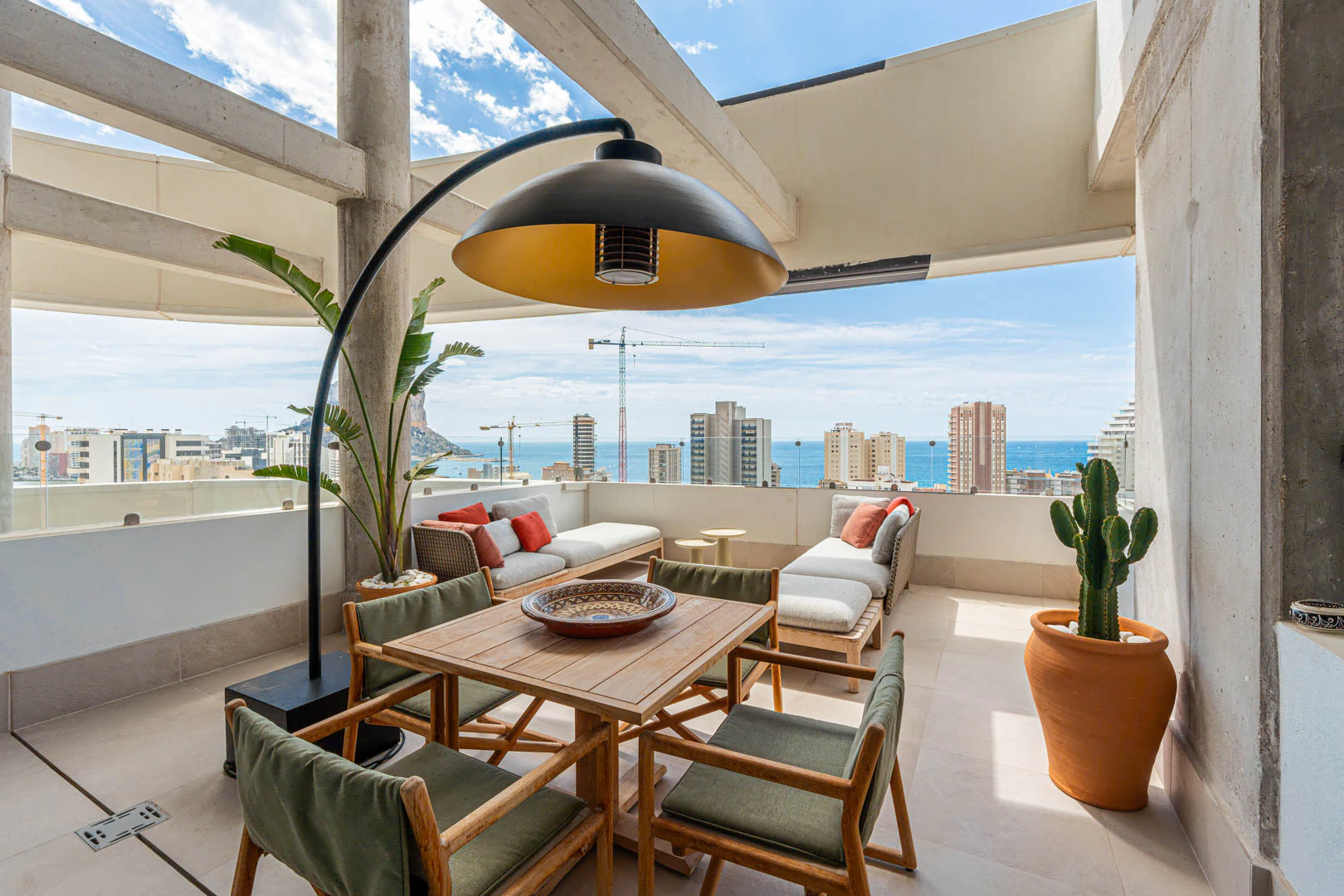 Penthouse mit Meerblick zu verkaufen in Calpe.