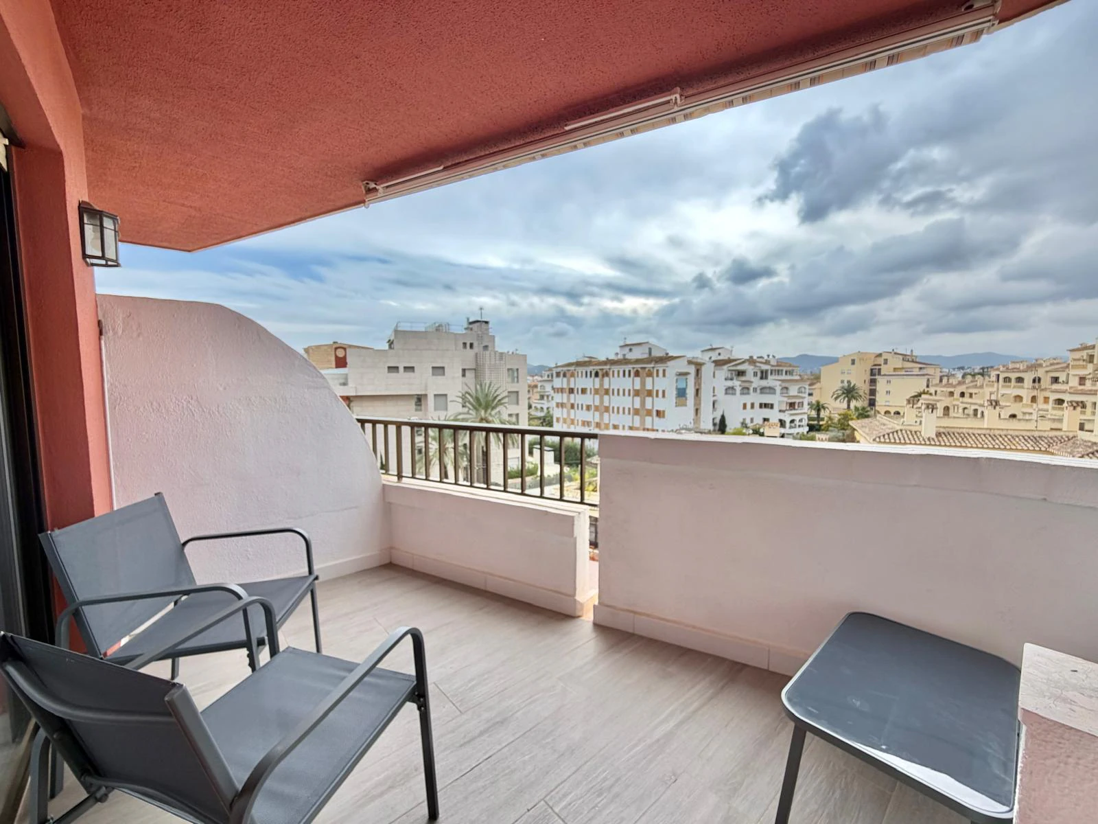 Appartement de 2 chambres à louer en vacances à Javea