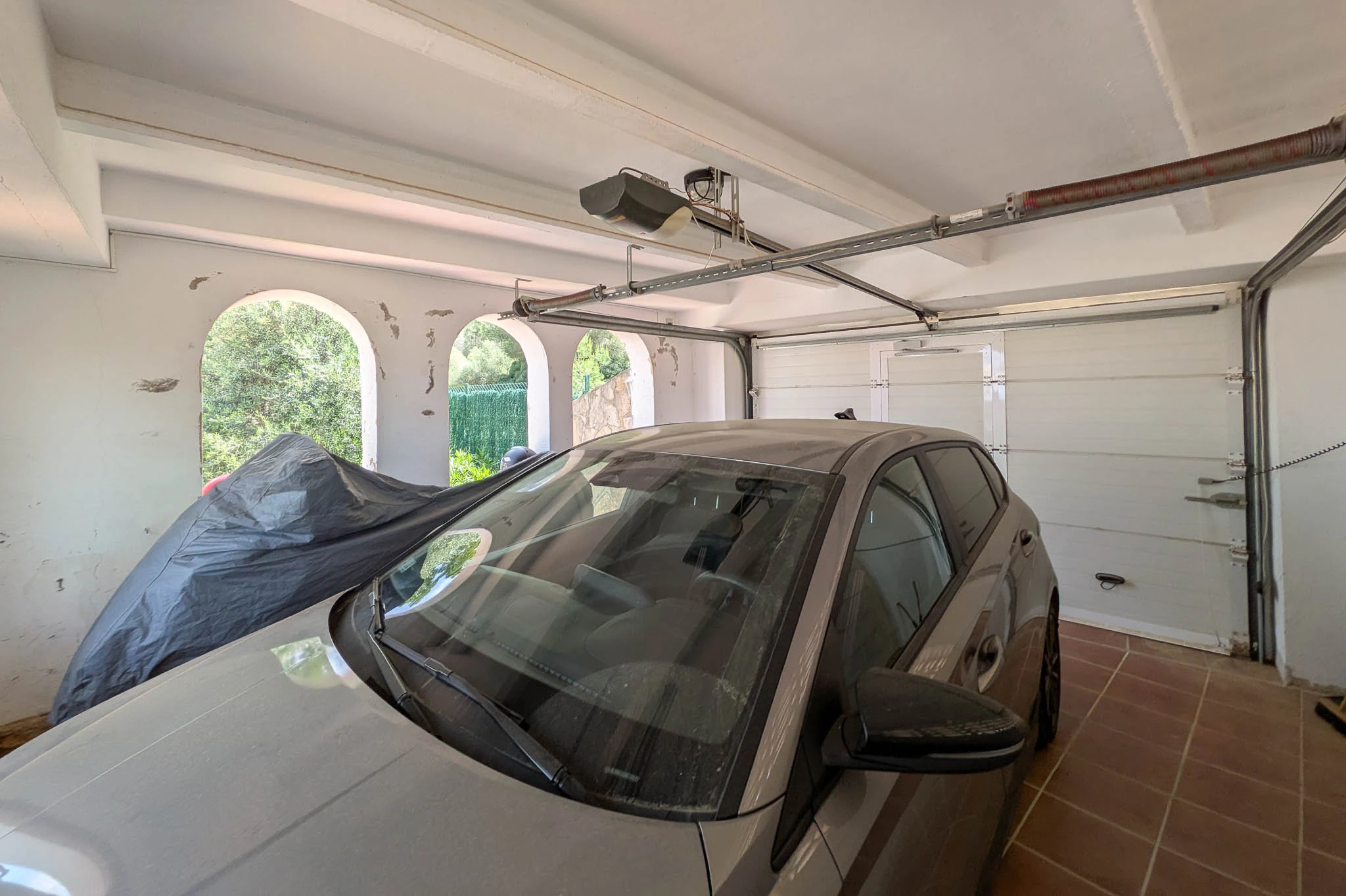 Exclusiva vivienda con piscina y vistas panorámicas al Montgó